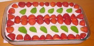 Erdbeer-tiramisu